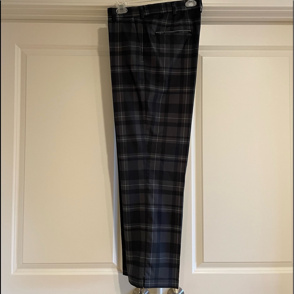 Men’s Nike golf pants